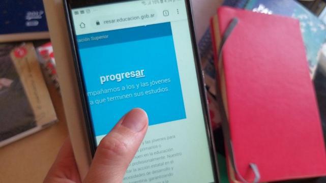tmb1_mas-76000-estudiantes-76000-ya-se-anotaron-para-recibir-beca-progresar-923779-181611