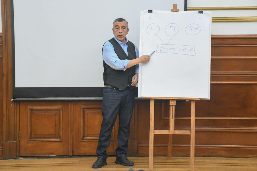 f5c65d5e491409e3b514421872221122_XL