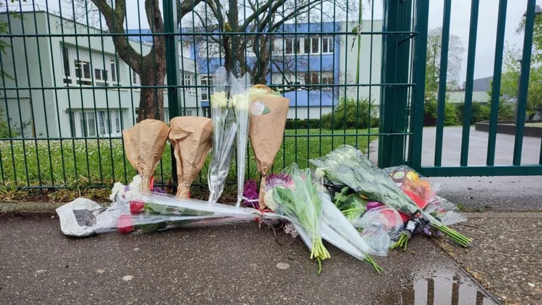 francia-ataque-cuchillo-20-4-24-1png