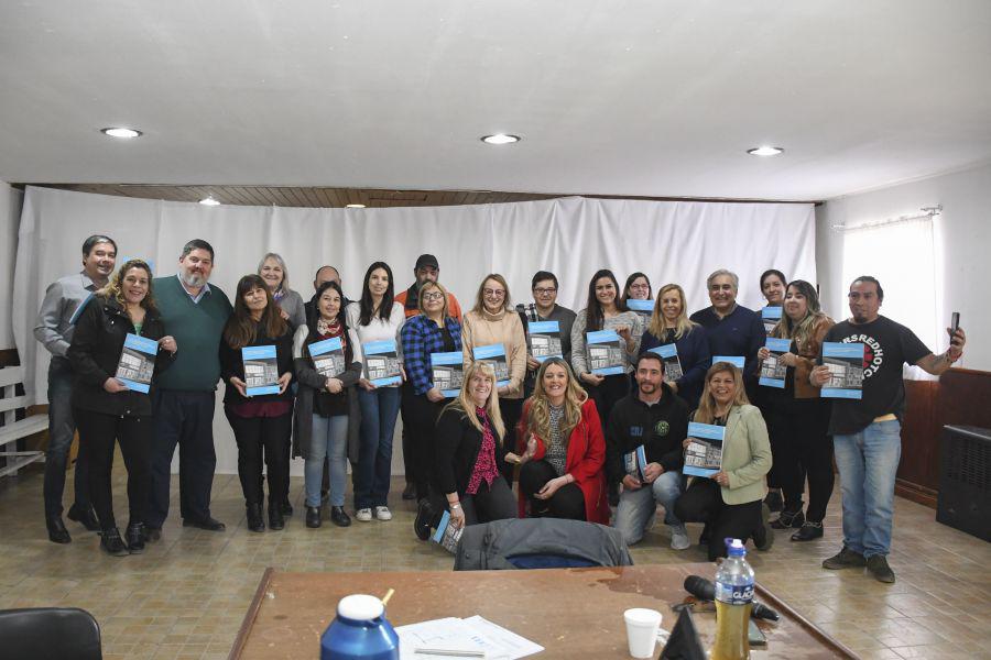 f7ef85e166b6d782a75e036cdc050a04_XL