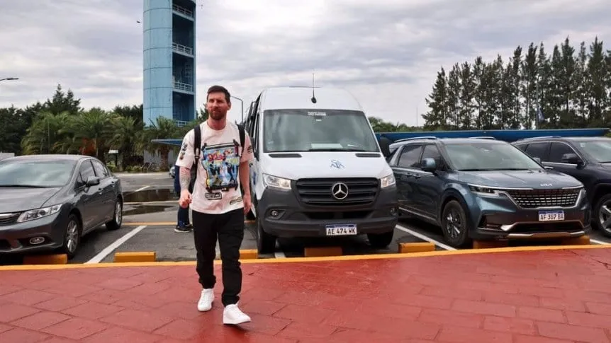 messi-en-el-predio_862x485