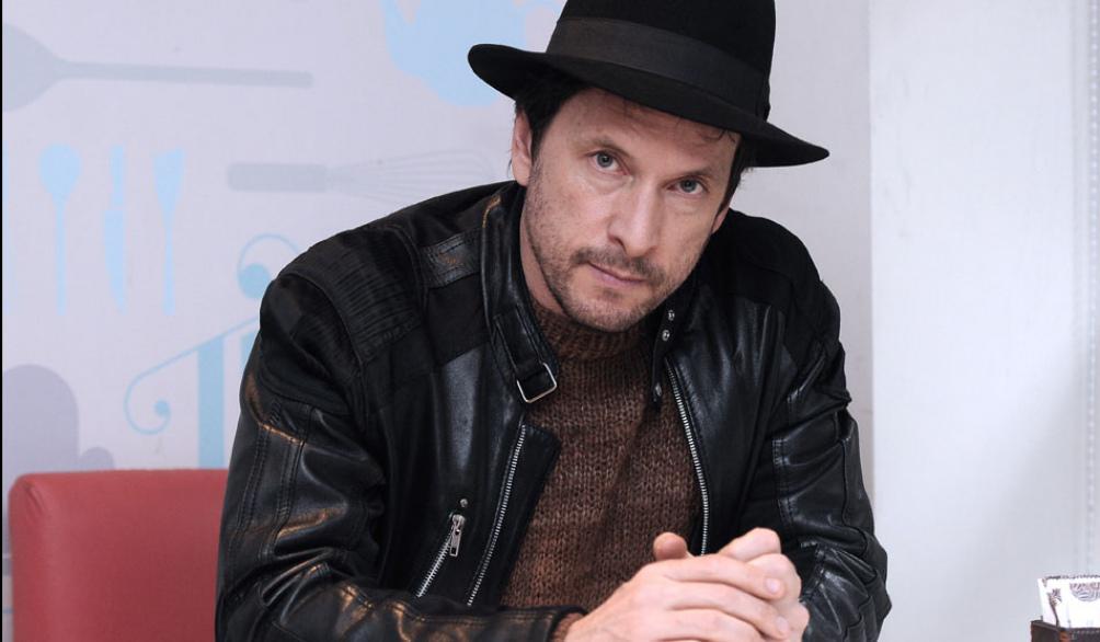 5bf596b621588_1004x586