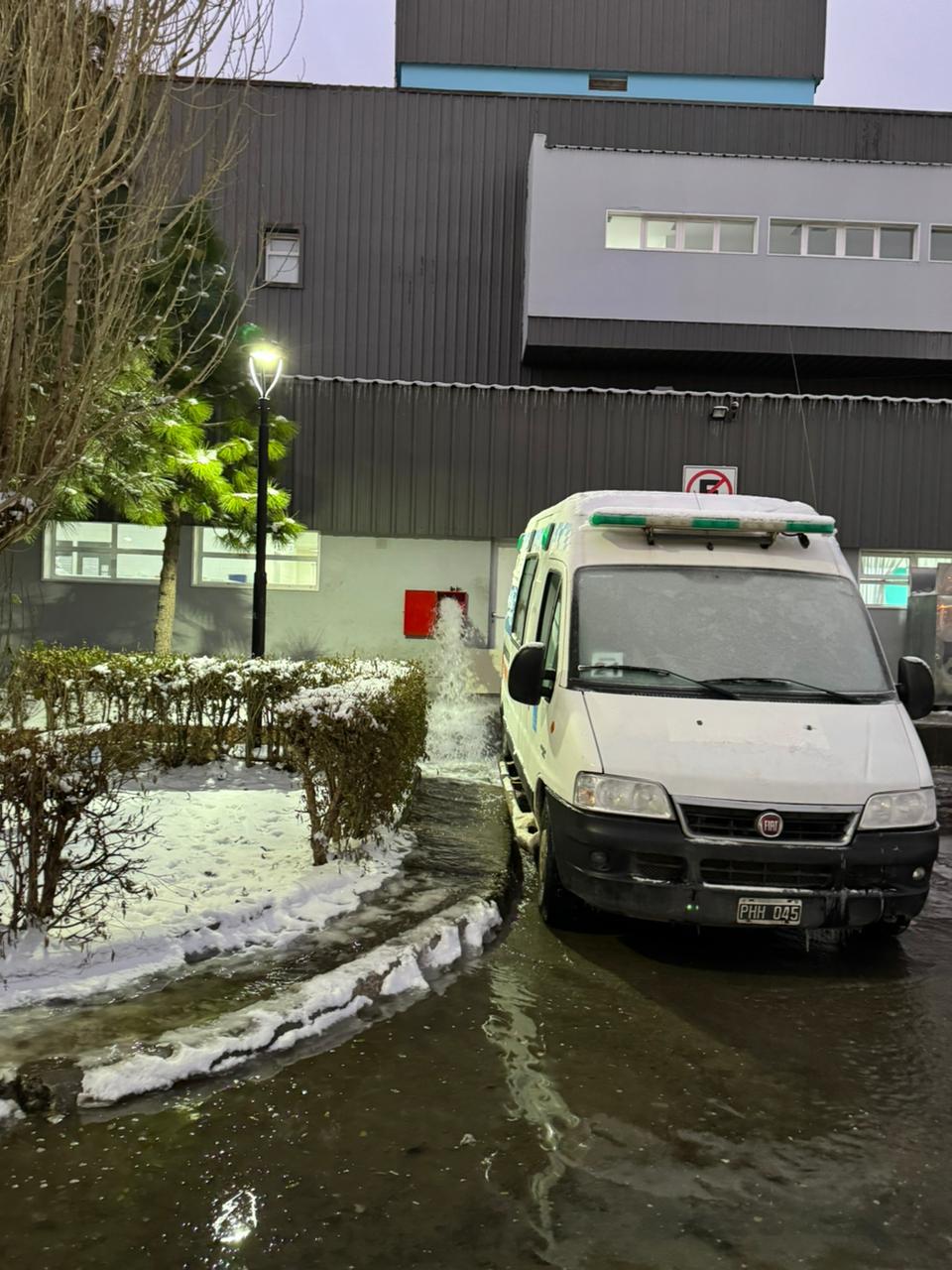 El_gobierno_denunciar_el_robo_de_bronce_de_las_uniones_y_canillas_del_hospital_de_Ro_Gallegos_3