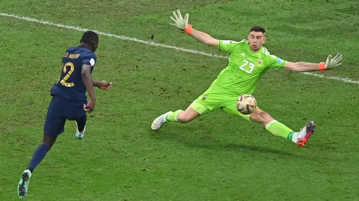 dibu-martinez-atajadajpg