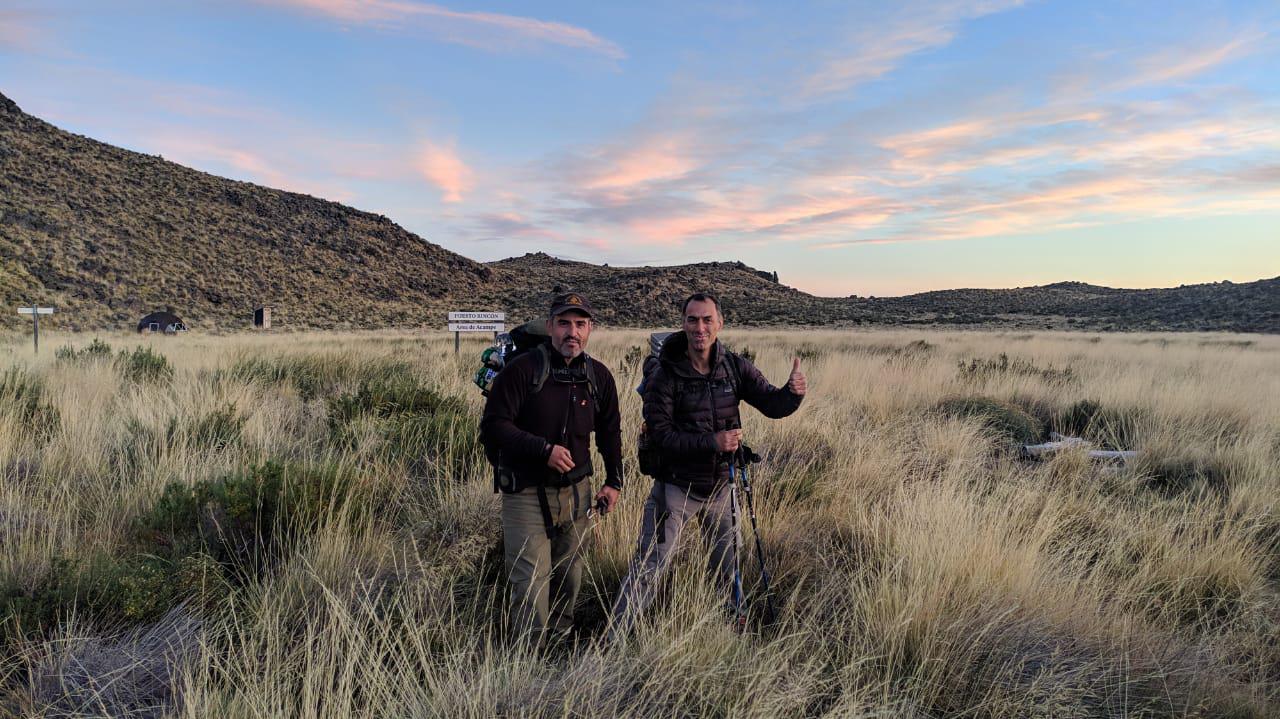 Cruce de la Meseta del Lago Buenos Aries, 100 km de trekking y aventura 02
