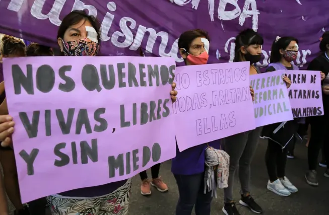 NIUNAMENOS_FOTO_MARCELO_cAPECE