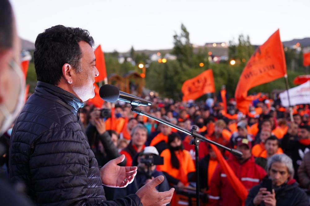 CF76ED7F-BF4C-486F-BAAE-519F9DF53DD6