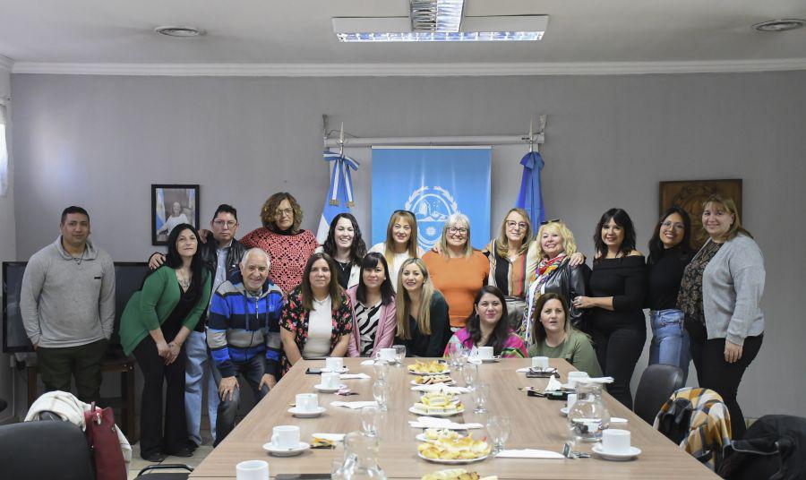 bbbaa6c9c7f77becbc199e9813001080_XL