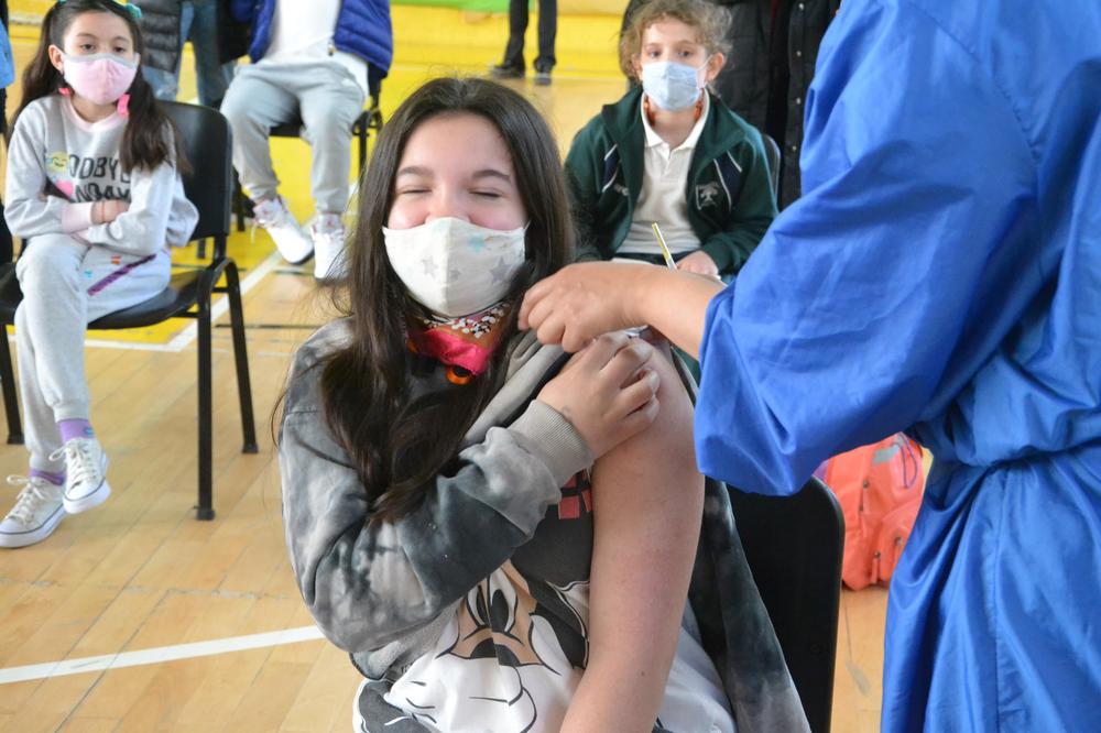 12FE3FEE-6B99-43A7-BD64-2F4E34992561