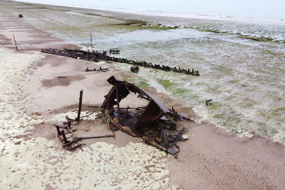 746767-20-a-20guillermo-20gutierrez-20-281-29