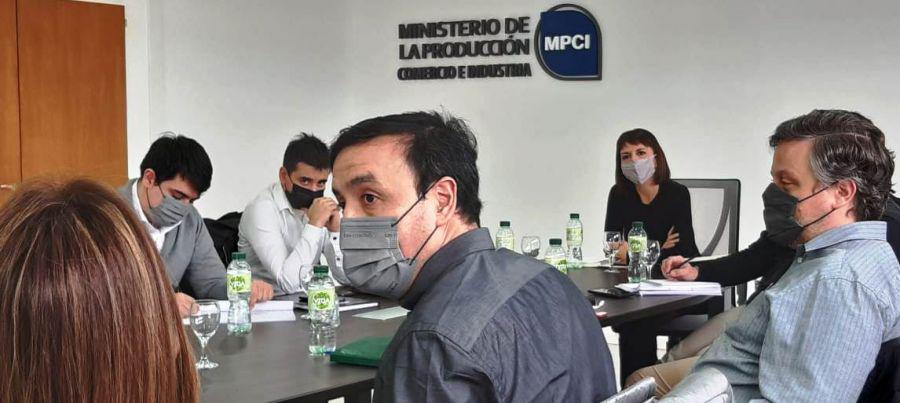 962EF98B-E719-44DF-B4CC-CAC56D7AD2E4