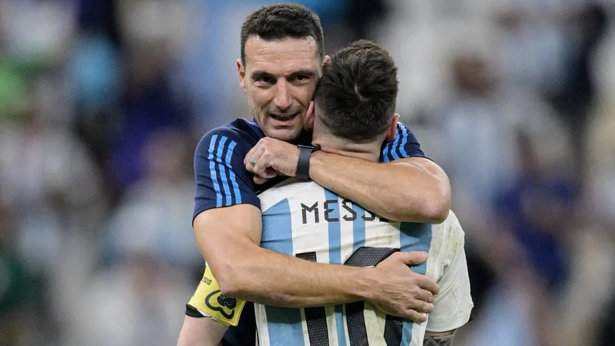 Scaloni-y-Messi