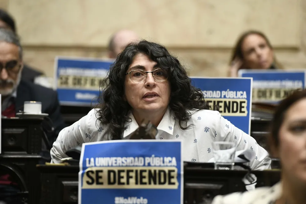 Sesion veto Financiamiento Universitario