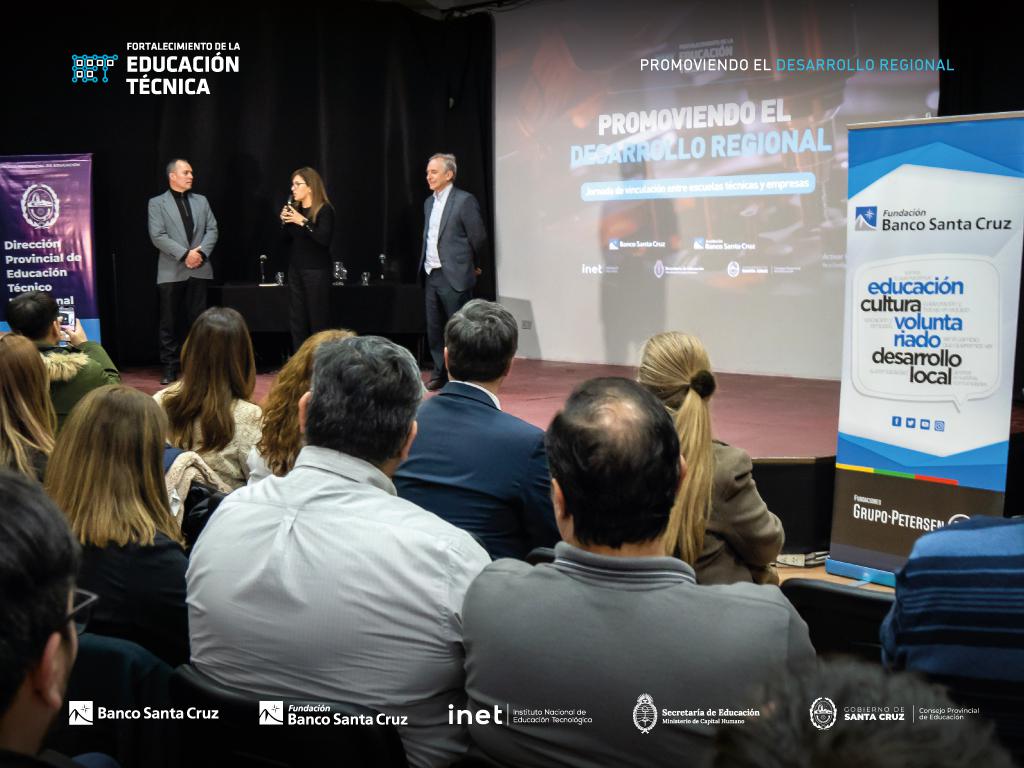 Img gacetilla Desarrollo Regional SANTA CRUZ 01