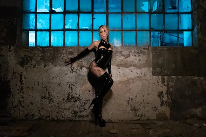 lali-esposito-disciplina