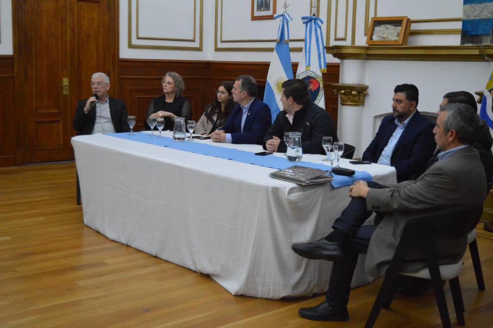 WhatsApp_Image_2024-04-18_at_12.28.36_PM