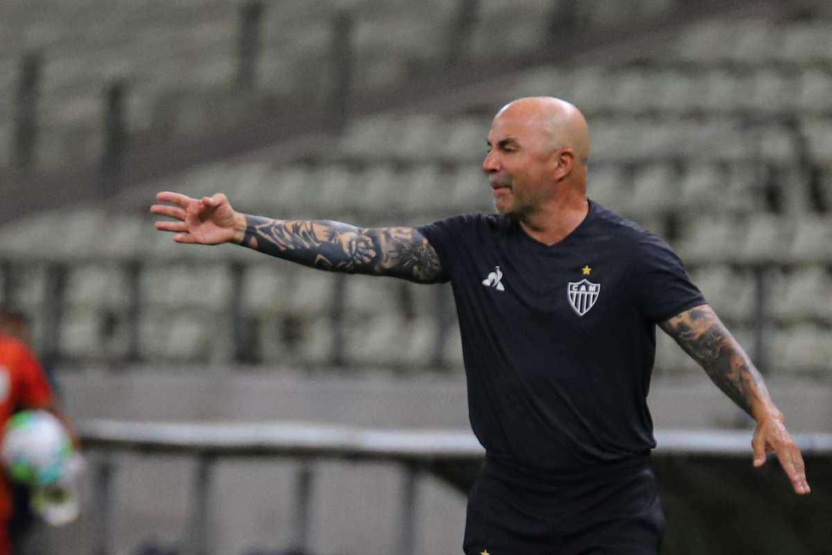 sampaoli-jorge-atletico-mg-fortaleza-castelao-campeonato-brasileiro-brasileirao-071020_1iv9jnc89th5o1qpiraqglox6f