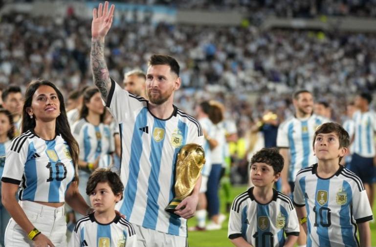 WhatsApp Image 2023-03-23 at 23.56.57