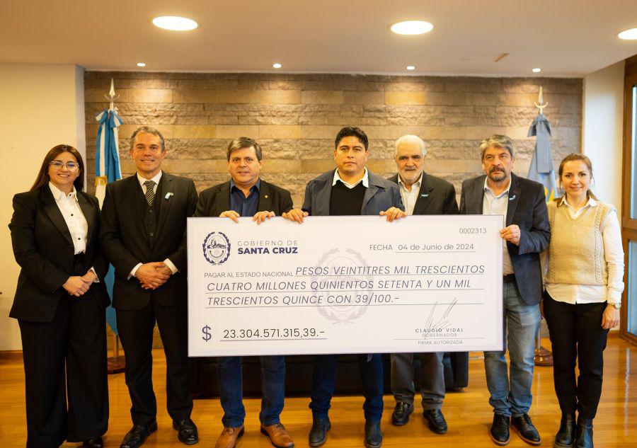 25aa1b8d23d40598a8a5efc40f3ba79a_XL