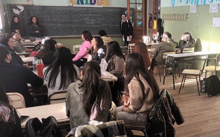 a37859d07e55cef9cbab0aca27f6276c_XL (1)